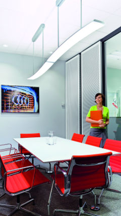 Spoločnosť Philips Lighting osvetlila zasadaciu miestnosť Audi.