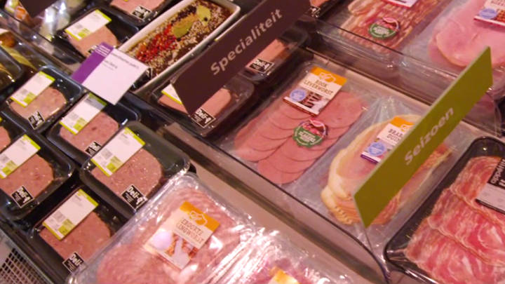 V tomto videu si môžete pozrieť skúsenosti reťazca supermarketov Plus s technológiou Philips proti strate farby mäsa.