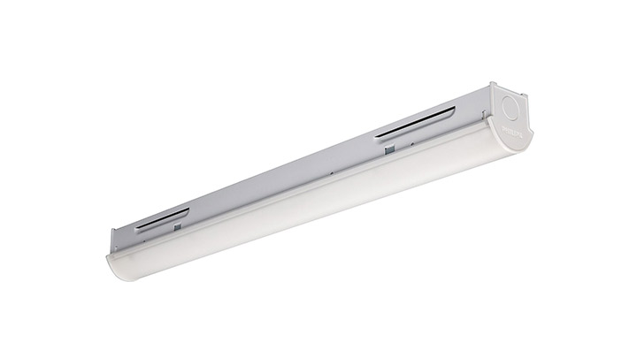 GreenPerform Highbay od spoločnosti Philips Lighting: energeticky účinné osvetlenie priestorov s vysokými stropmi s LED optikou pre vysoké regály