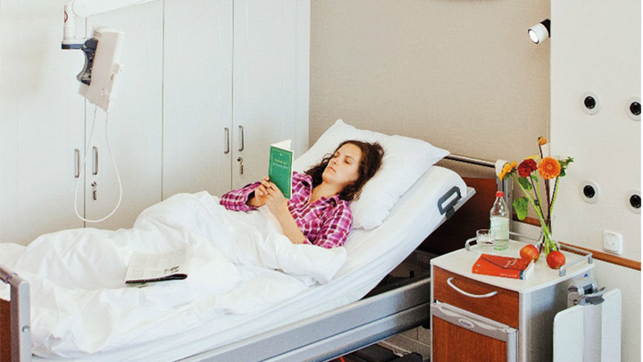 HealWell podporuje zdravšie spánkové rytmy a pomáha zamestnancom a pacientom lepšie vidieť, cítiť sa a fungovať.